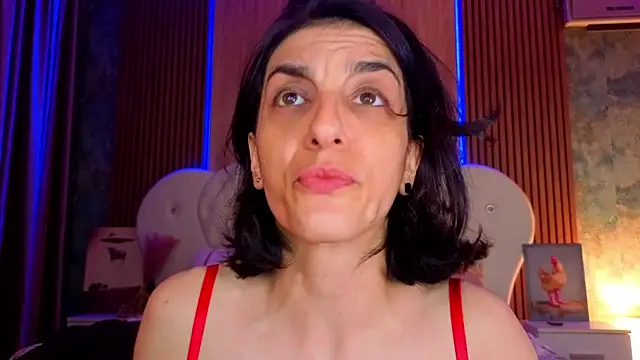 RedFlagXXX live cam on StripChat