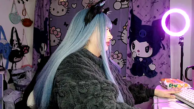 lussyevans24 webcam