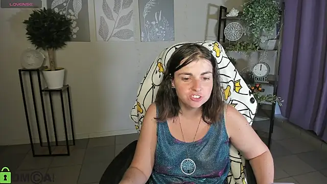 MartaEdams webcam
