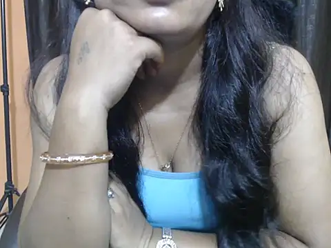 Kudi_Kiyara webcam