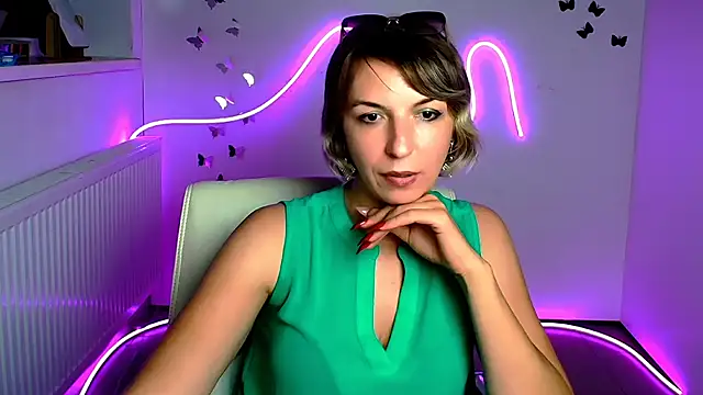 Lana_Foxyy webcam
