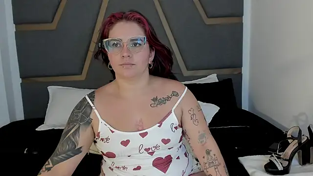 juana_valkiria webcam