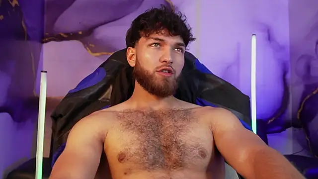 Oliver_Dallas1 live cam on StripChat