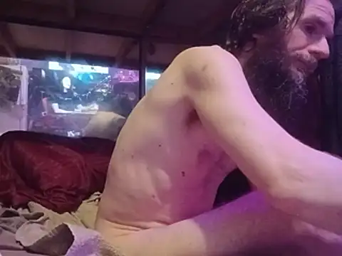 nearby_causual webcam