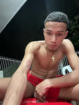 friends_lust_latin webcam