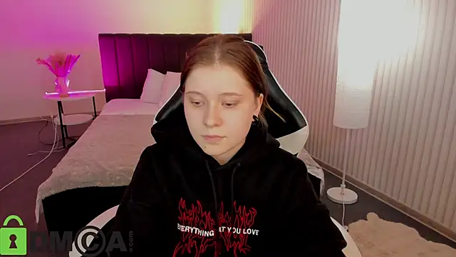 Kylie-Voss webcam
