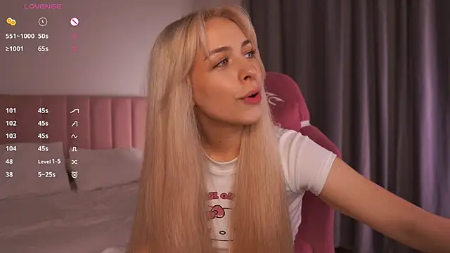 ShinyBarbie live cam on StripChat