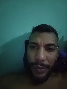 UnreadyChutzpa webcam