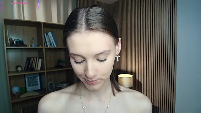 LianneBynon webcam