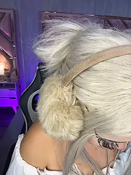 lya_nekko_ webcam