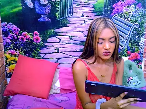 indianpretty14u2luv - IndianPretty14u2Luv's free webcam - UK Sex Cams