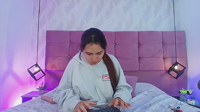 CelesteNeirafg webcam