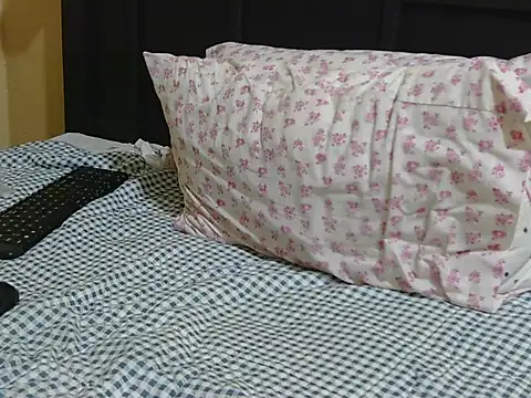 kinkydolll webcam