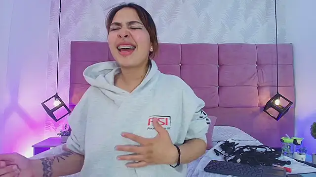 CelesteNeirafg webcam