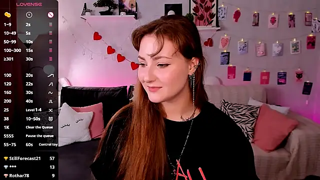 velvet_cherry_ live cam on StripChat
