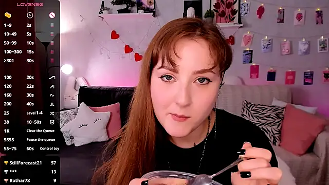 velvet_cherry_ webcam