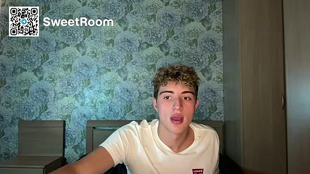 AlfredSweet webcam