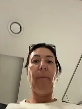 eveangelll Live Web Cam Show