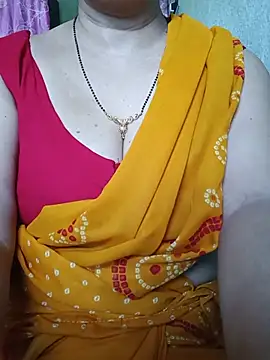 Rosy-B live cam on StripChat