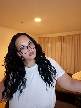 JUJUICY- Live Web Cam Show