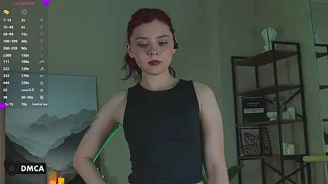 Nora__Ray webcam