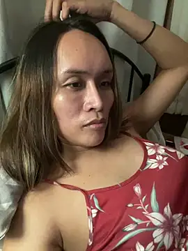 RomanticPearlTS webcam
