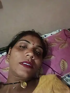 Munmun_7 webcam