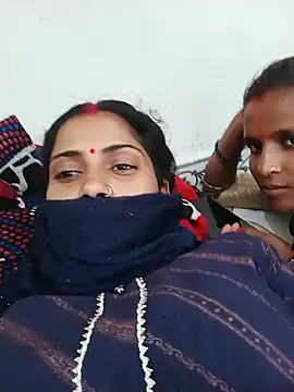 Poojaxx56 webcam