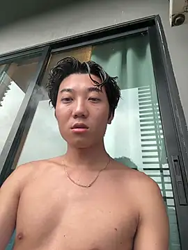 YourBadboy718 webcam