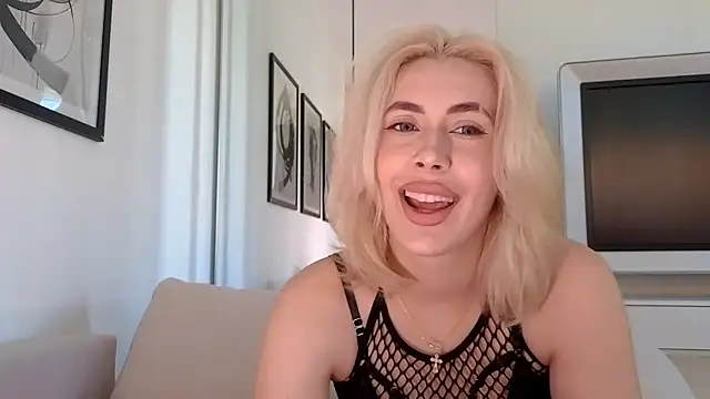 Kaita_77 live cam on StripChat