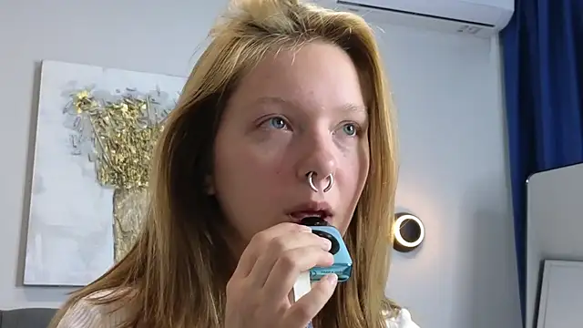 LauraLowe webcam
