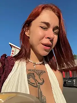 RosieDesire Live Web Cam Show
