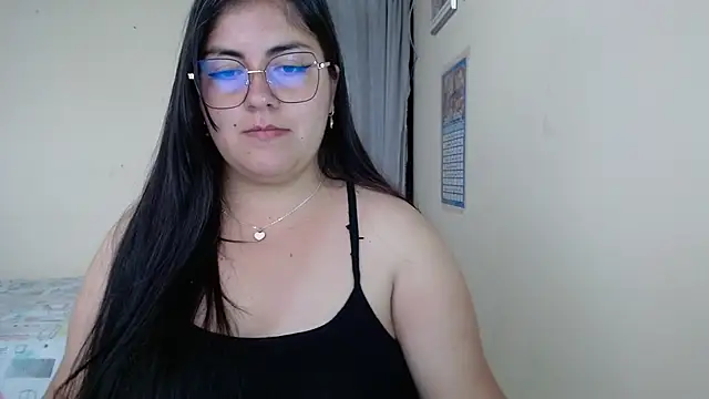 Alejaa_33 webcam