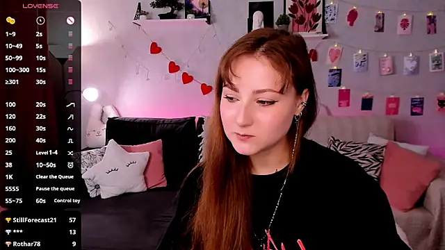 Velvet Cherry live cam