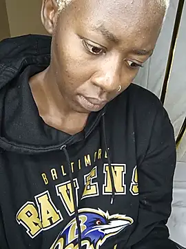 SquirtQueen16 webcam