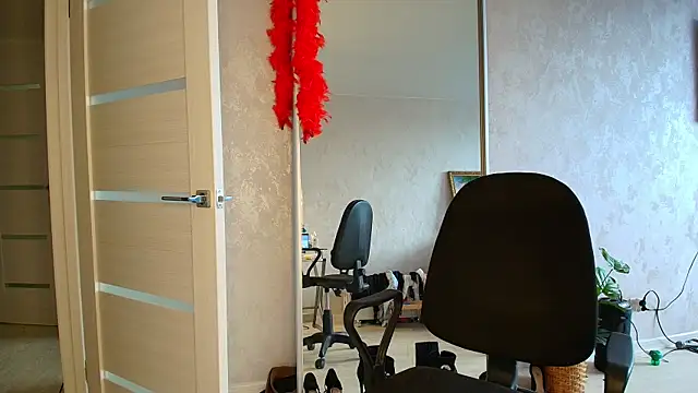 LioraWeiss webcam
