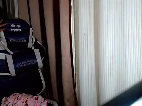 Ur_Goddes_Barbie webcam