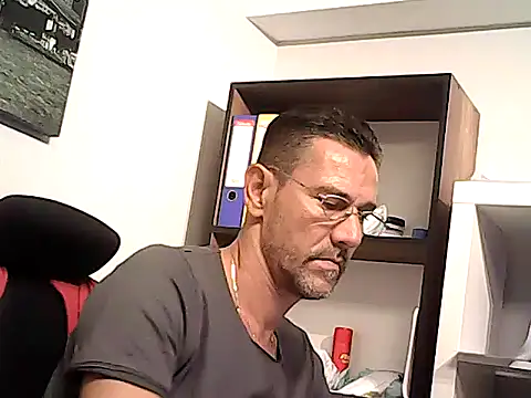mastercharisma35 webcam