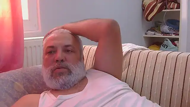 husoizmir Live Webcam on Stripchat