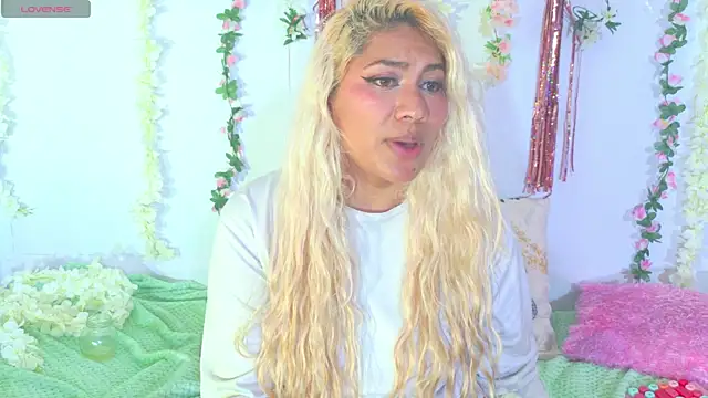 IvonnyBon_gh webcam