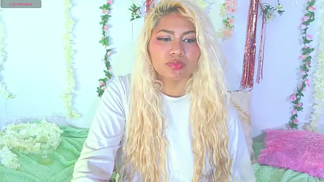 IvonnyBon_gh webcam