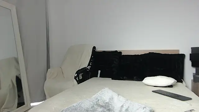 Layla23a webcam