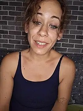 HotGinger66 webcam