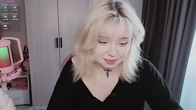 yumi_charm webcam