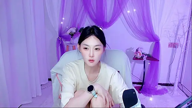 Tili_Lucky webcam