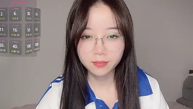 77-Vicky webcam