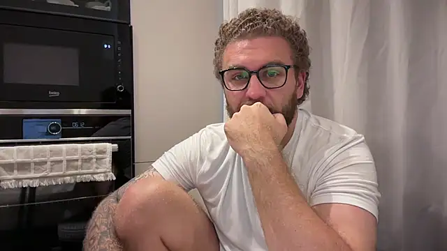 Bear_bear_ webcam