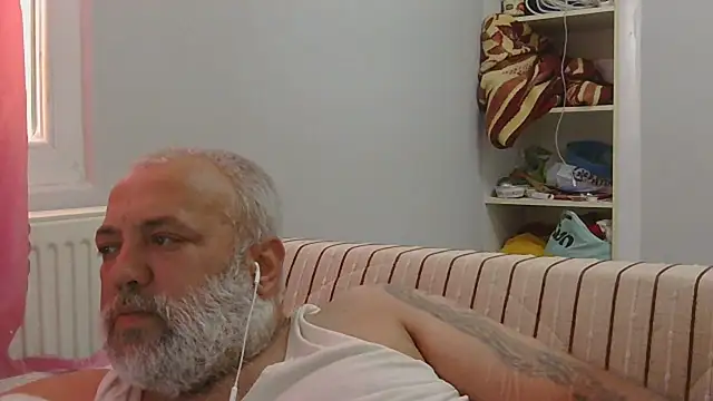 husoizmir live cam on StripChat