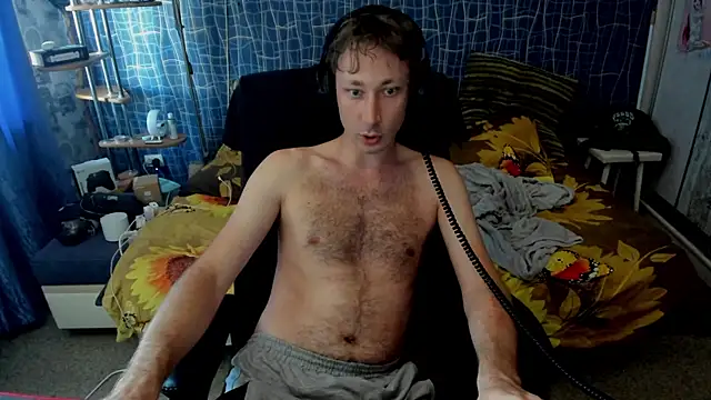 CuteBoy228 webcam