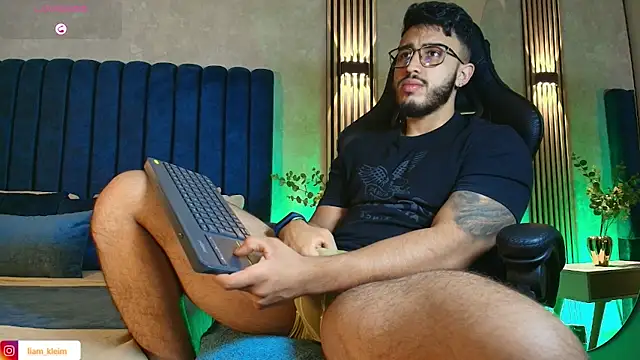 Liam_Kleiin webcam